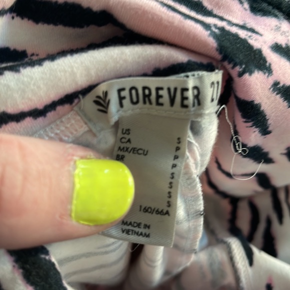 Forever 21 leggings - Picture 4 of 4